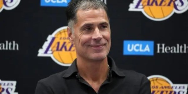 开云线上入口-休赛期为何按兵不动？佩林卡：延续性真的很重要