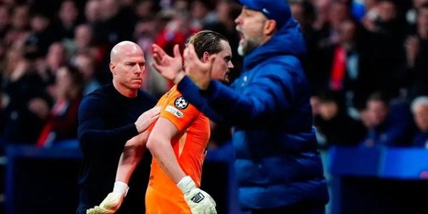 开云网站-23岁生日前，出身门将世家的他收到了足以毁掉职业生涯的“礼物”|金斯基|热刺|图多尔|欧冠|捷克_新浪体育_新浪新闻