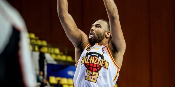 青岛队签下前深圳队外援，上赛季他在CBA赛场上的表现相当惊艳？