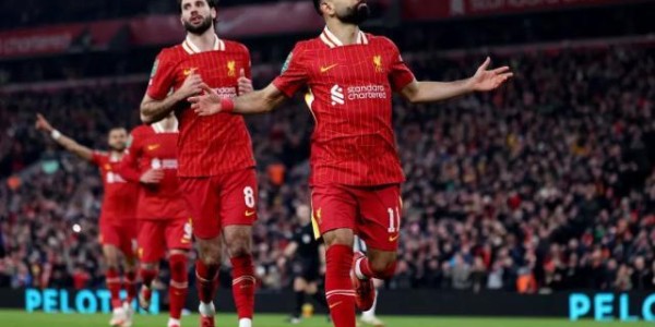 开云下载-【联赛杯】利物浦4比0大胜热刺，决赛会师纽卡