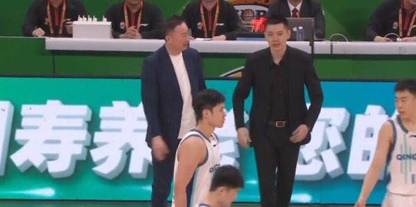 开云登录网址入口-轰33分还是惨败！硬汉也止不住落泪，粤迷评论区落井下石，太讽刺