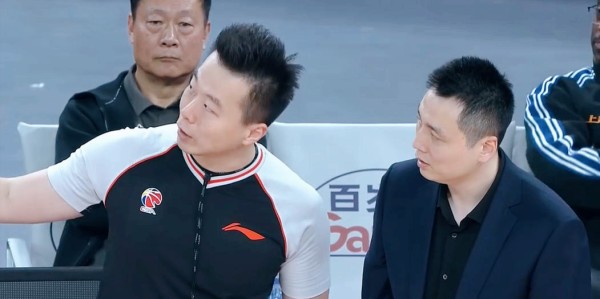 开云下载-19分完败，北京3外援太拉胯，CBA焦点大战，央视叹言：没想到这样