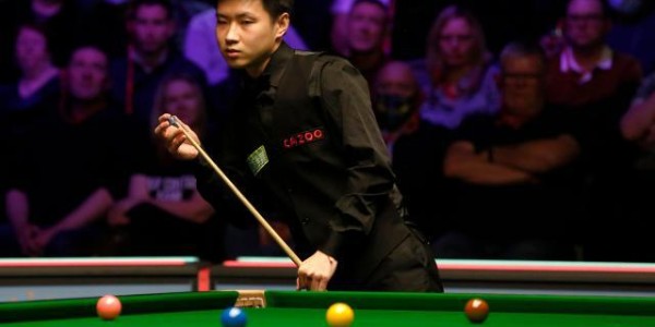 开云线上入口-赵心童大胜特鲁姆普 携颜丙涛晋级德国大师赛四强