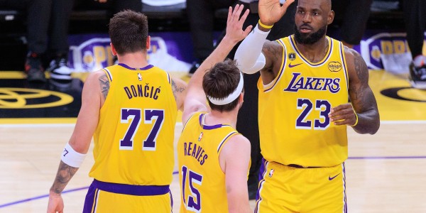 开云登录网址入口-不是单核那块料！高位包夹KD痛击火箭命门 湖人仨持球核球商碾压