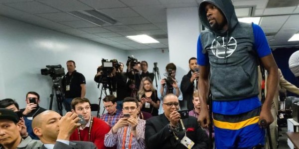 开云网站-勇士王朝崩坍整整三年后，克莱和队友意欲卷土重来