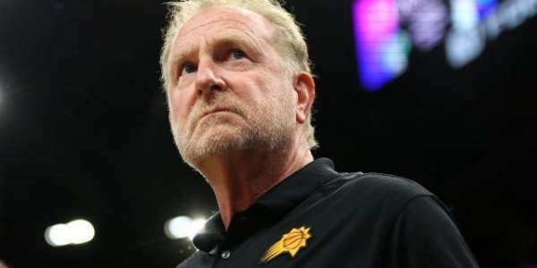 开云线上入口-【2022国际篮坛十大新闻】勇士登顶 拉塞尔与世长辞