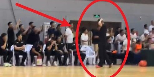 开云线上入口-给机会不中用啊！张文逸绝杀出手走步 杜锋摸头苦笑&amp;amp;amp;想伸手又收回